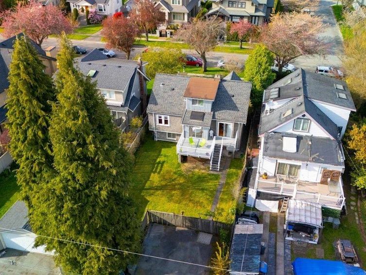 2816 W 37th Avenue, Vancouver, BC, V6N 2T6 - 3