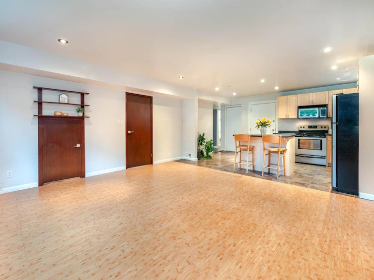 4754 Earles Street, Vancouver, BC, V5R 3R2 - 22