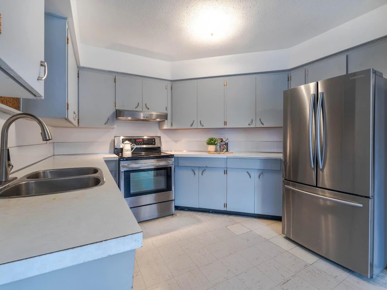 4754 Earles Street, Vancouver, BC, V5R 3R2 - 10