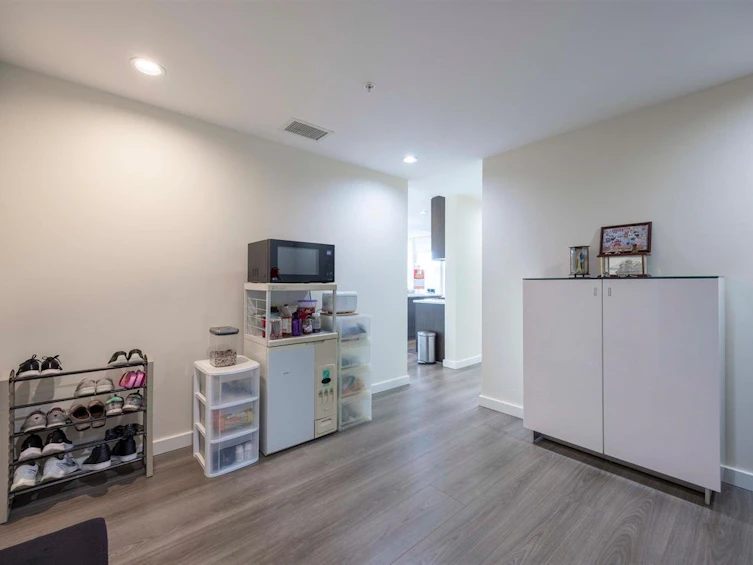 306-8633 Capstan Way, Richmond, BC, V6X 0N5 - 5