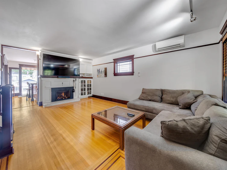 348 E 19th Avenue, Vancouver, BC, V5V 1J5 - 13