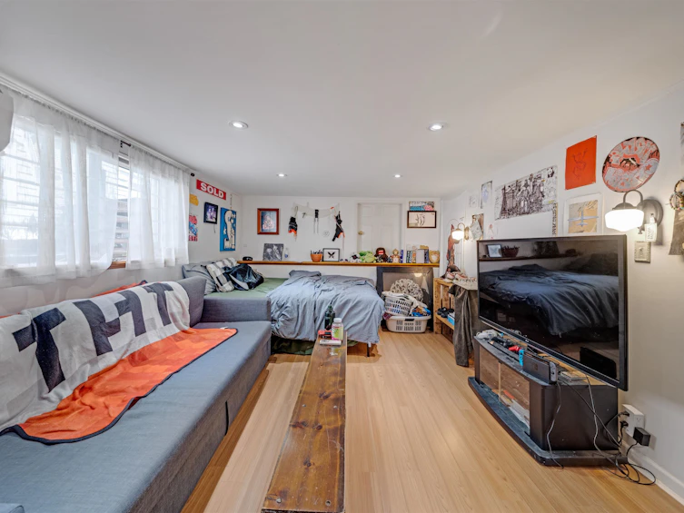 348 E 19th Avenue, Vancouver, BC, V5V 1J5 - 34