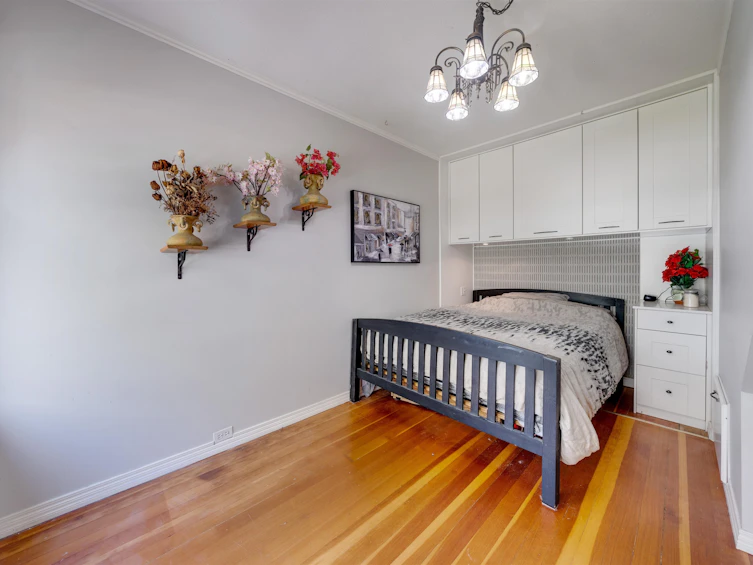348 E 19th Avenue, Vancouver, BC, V5V 1J5 - 16