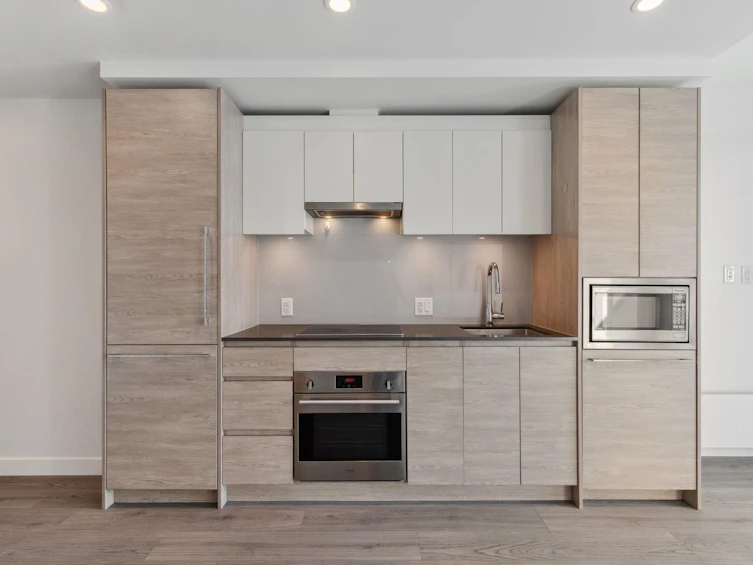 1112-13615 Fraser Highway, Surrey, BC, V3T 0P7 - 5