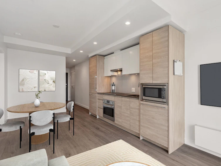 1112-13615 Fraser Highway, Surrey, BC, V3T 0P7 - 2