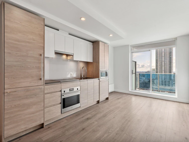 1112-13615 Fraser Highway, Surrey, BC, V3T 0P7 - 3