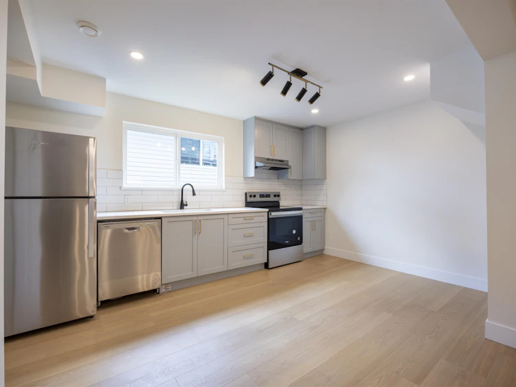 1277 Hudson Street, Coquitlam, BC, V3B 7L7 - 28