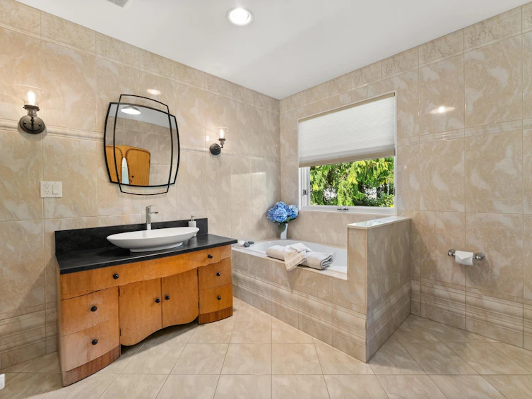 1302 132b Street, Surrey, BC, V4A 4C3 - 25