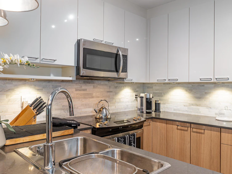 202-210 Lebleu Street, Coquitlam, BC, V3K 4L6 - 7
