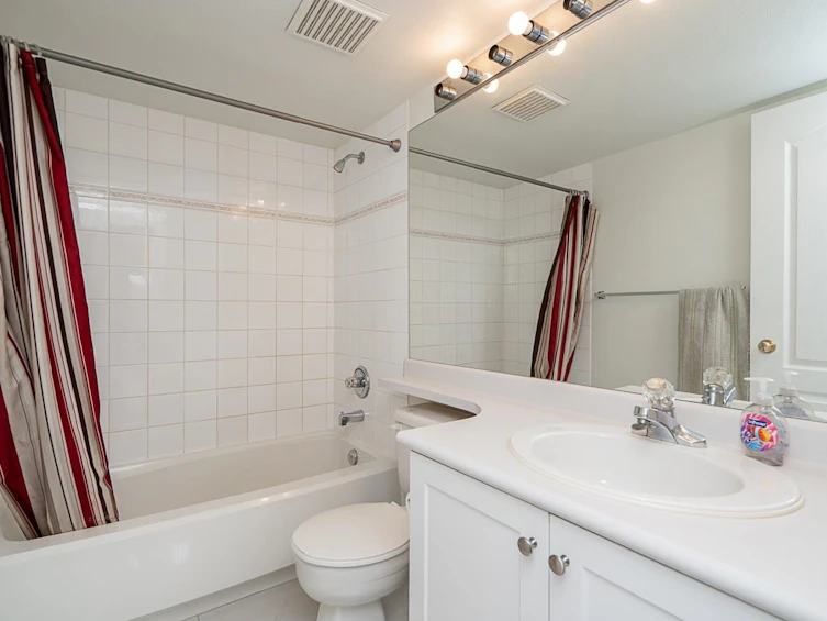 305-5765 Glover Road, Langley, BC, V3A 8M8 - 21