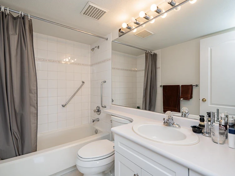 305-5765 Glover Road, Langley, BC, V3A 8M8 - 18