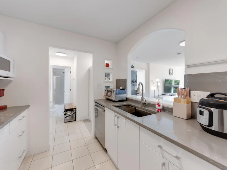 308-5900 Dover Crescent, Richmond, BC, V7C 5R4 - 7