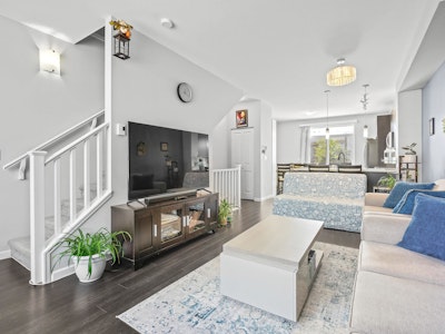 100-19505 68a Avenue - 4