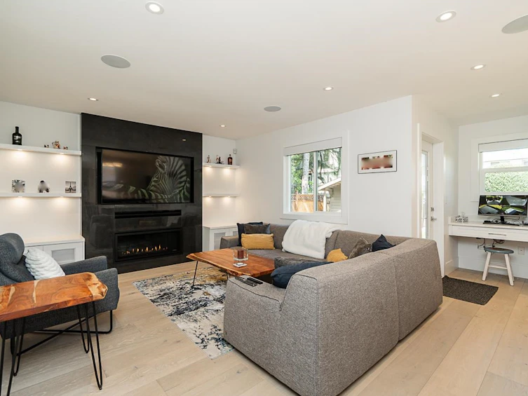 15657 93 Avenue, Surrey, BC, V4N 3B2 - 12