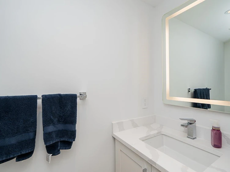 15657 93 Avenue, Surrey, BC, V4N 3B2 - 16