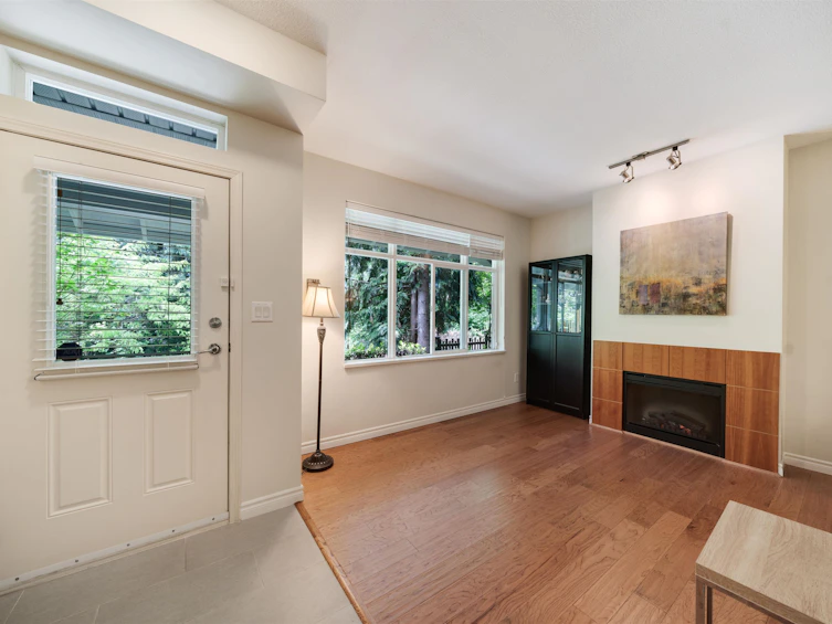 72-6878 Southpoint Drive, Burnaby, BC, V3N 5E4 - 5