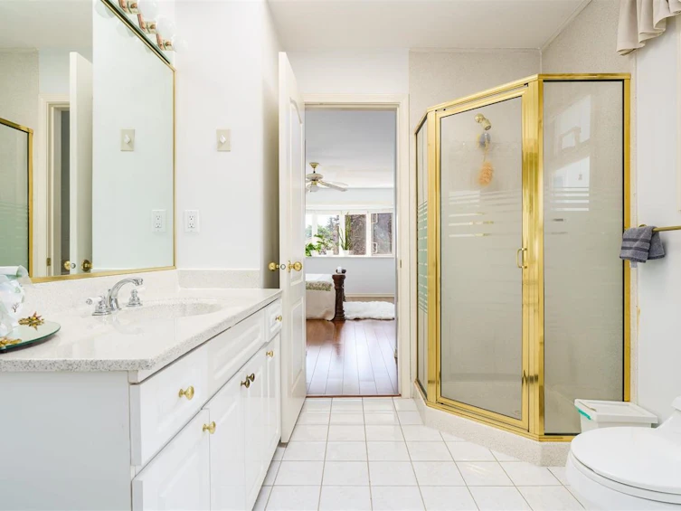 1033 E 39th Avenue, Vancouver, BC, V5W 1K9 - 22