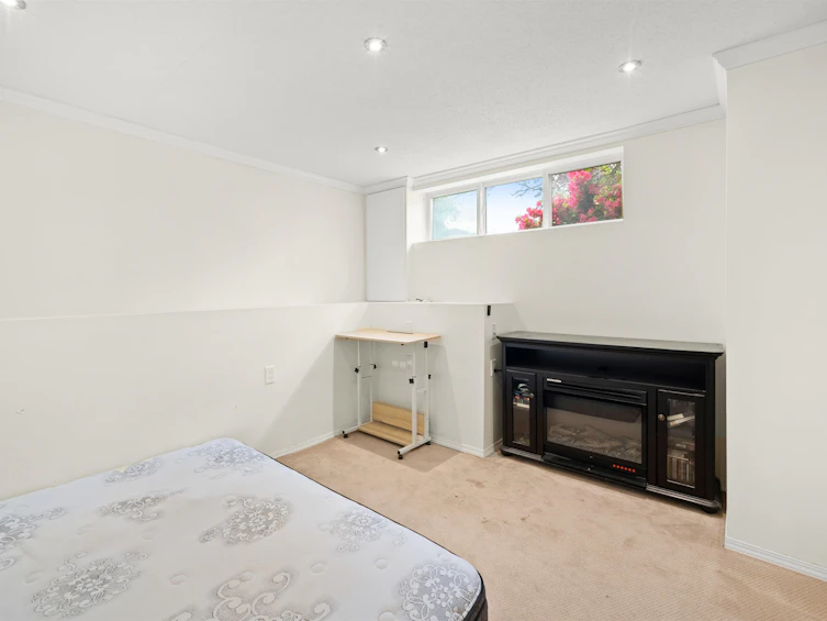 1033 E 39th Avenue, Vancouver, BC, V5W 1K9 - 34