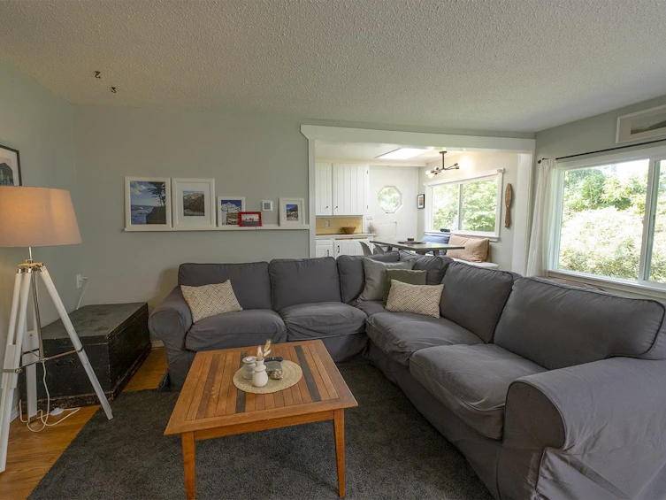 649 Dougall Road, Gibsons, BC, V0N 1V8 - 4