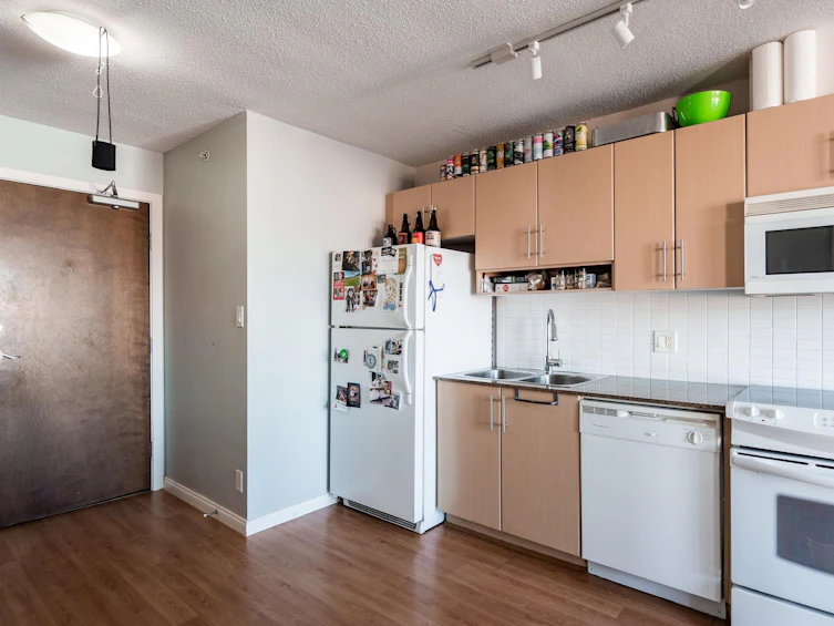 1005-550 Taylor Street, Vancouver, BC, V6B 1R1 - 3