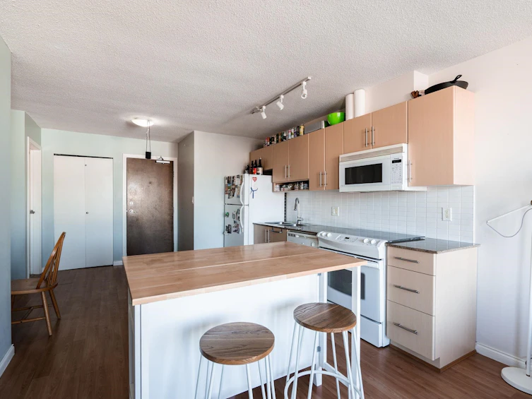 1005-550 Taylor Street, Vancouver, BC, V6B 1R1 - 4