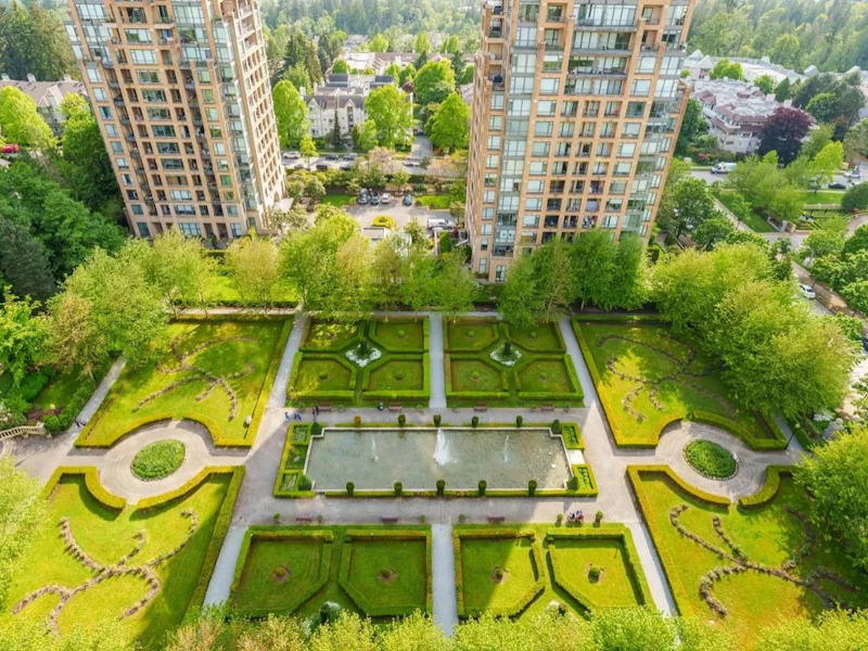 1901 - 6838 Station Hill Drive, Burnaby BC V3N 5A4