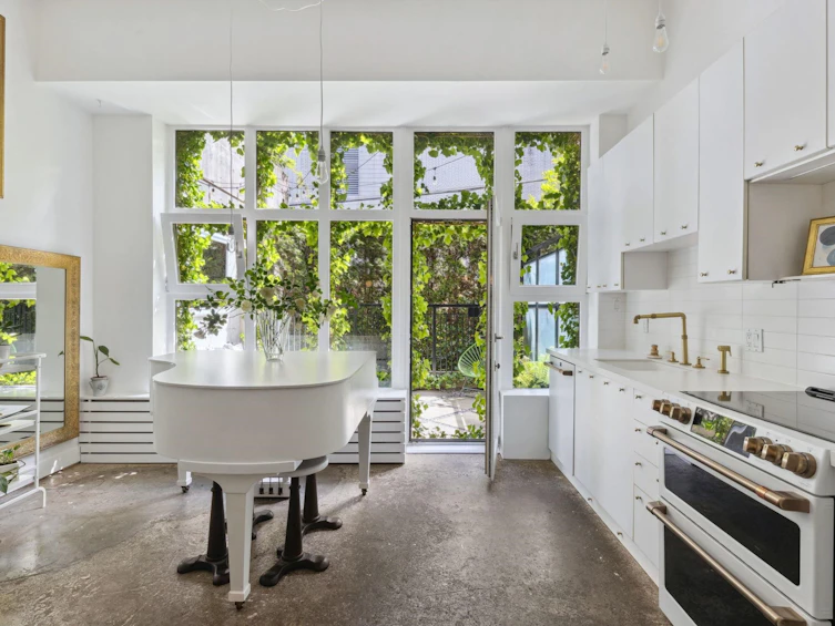 106-205 E 10th Avenue, Vancouver, BC, V5T 4V6 - 3