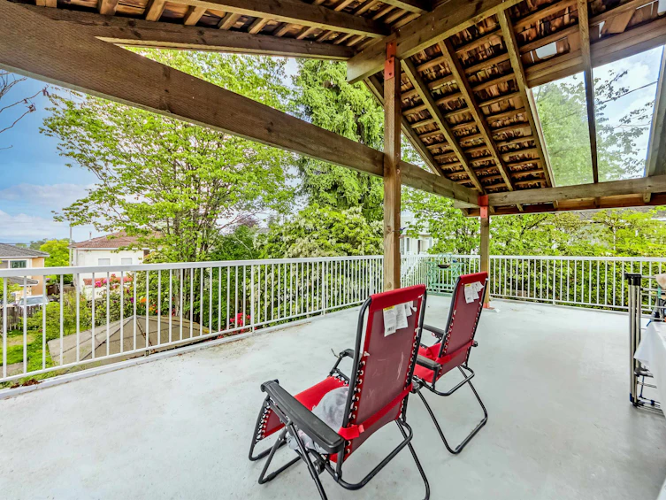 4872 Gilpin Court, Burnaby, BC, V5G 3A3 - 9