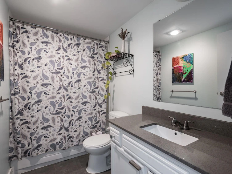 307-2255 W 8th Avenue, Vancouver, BC, V6K 2A6 - 12