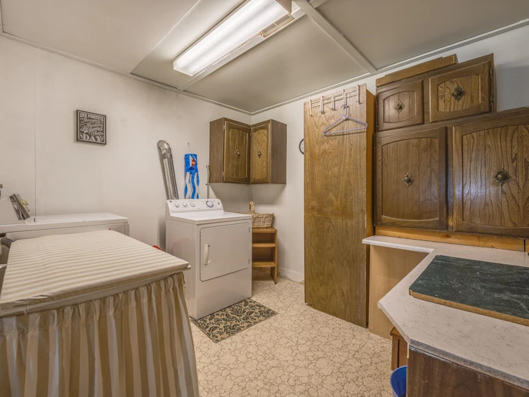 5282 Saratoga Drive, Delta, BC, V4M 2E9 - 20