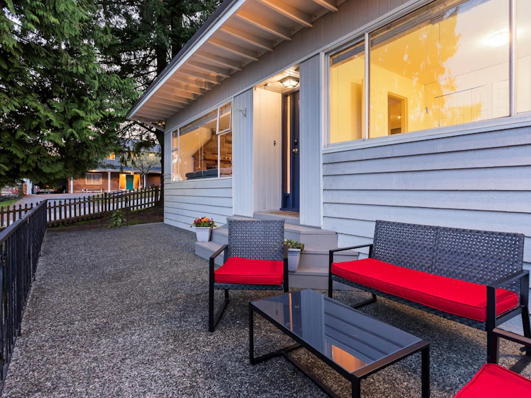 800 Calverhall Street, North Vancouver, BC, V7L 1X9 - 31