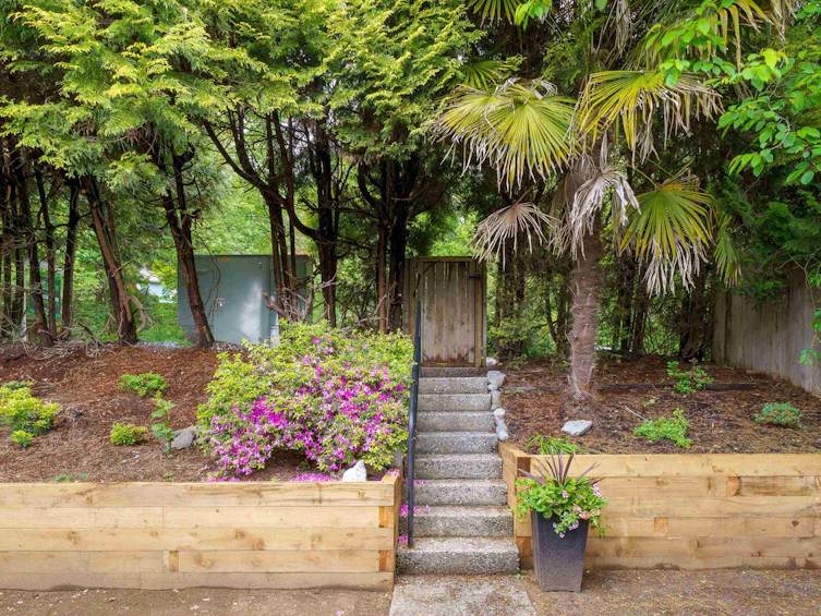 723 Appleyard Court, Port Moody, BC, V3H 3X1 - 29