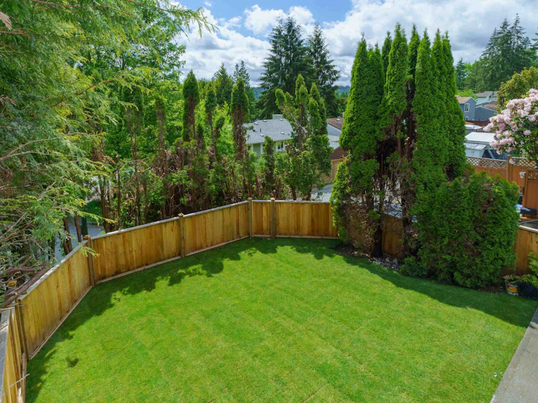 723 Appleyard Court, Port Moody, BC, V3H 3X1 - 11