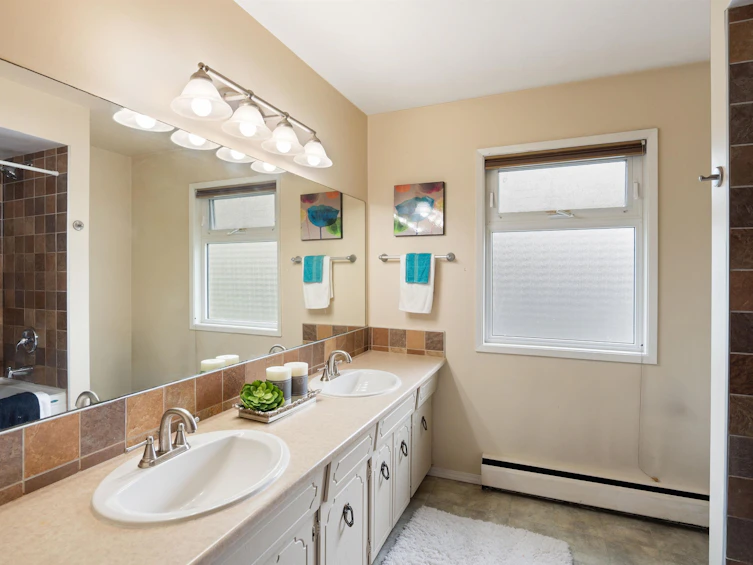4149 Salish Drive, Vancouver, BC, V6N 3M3 - 10