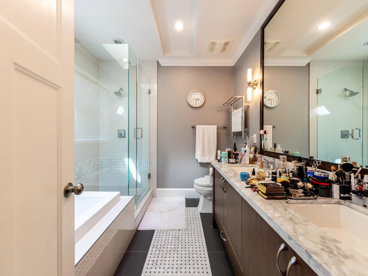 1861 W 58th Avenue, Vancouver, BC, V6P 1X1 - 15