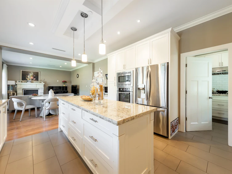 1861 W 58th Avenue, Vancouver, BC, V6P 1X1 - 6