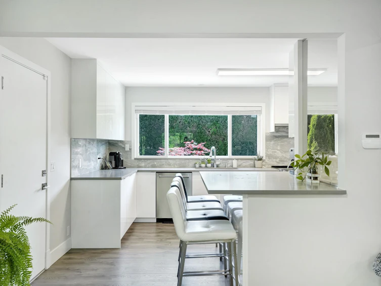 4449 Derby Place, North Vancouver, BC, V7R 3R9 - 7