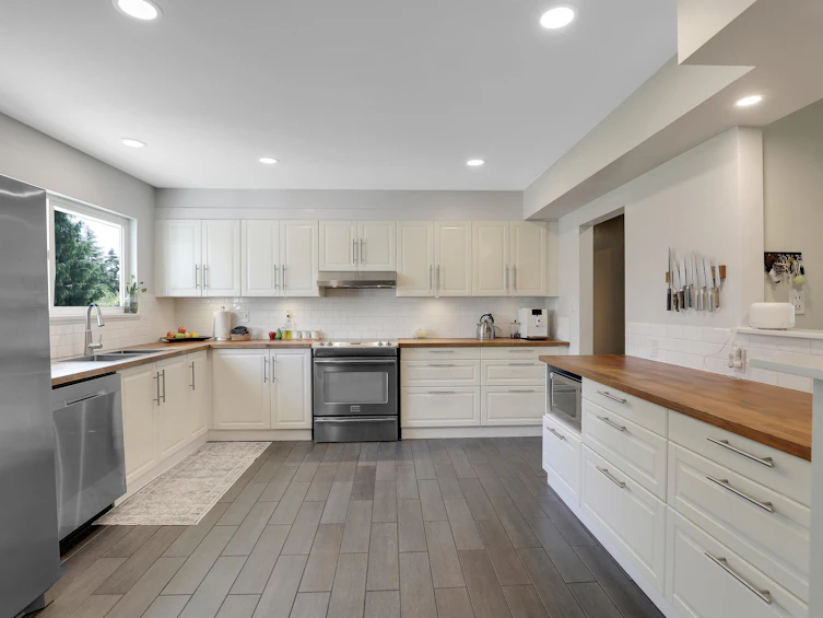 1110 53a Street, Delta, BC, V4M 3E3 - 14