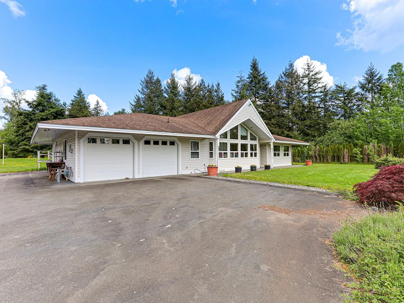 22279 57a Avenue, Langley BC V2Y 2L9