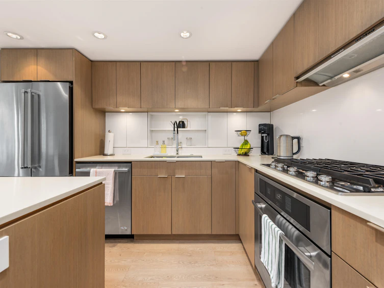 208-161 E 1st Avenue, Vancouver, BC, V6A 0G1 - 4