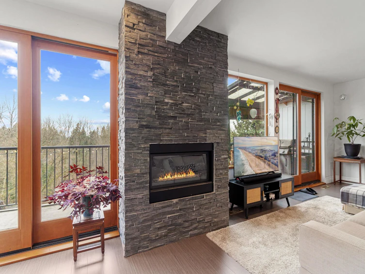 6352 Marine Drive, Burnaby, BC, V3N 2Y3 - 8