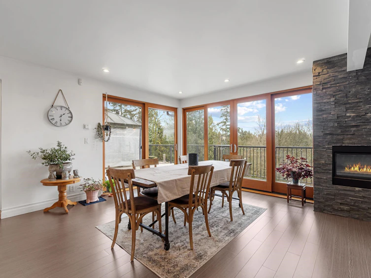 6352 Marine Drive, Burnaby, BC, V3N 2Y3 - 7