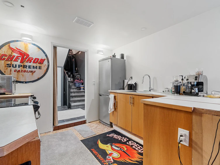 6352 Marine Drive, Burnaby, BC, V3N 2Y3 - 29