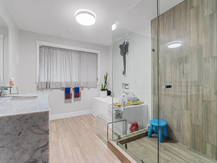 6352 Marine Drive, Burnaby, BC, V3N 2Y3 - 19