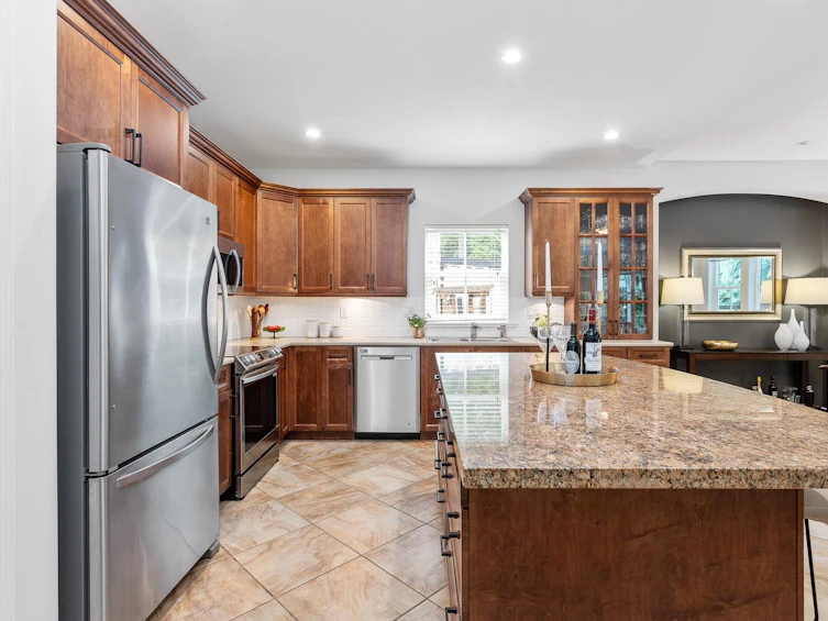 3293 Canterbury Lane, Coquitlam, BC, V3B 8E6 - 7