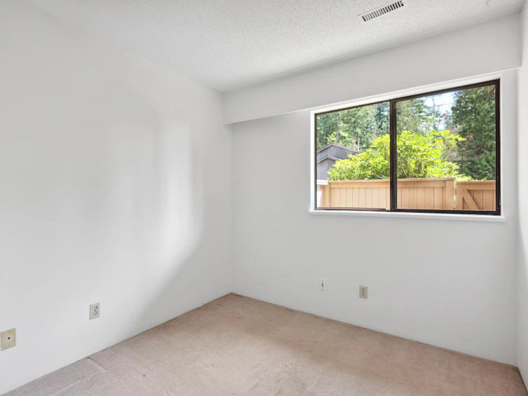 2030 Purcell Way, North Vancouver, BC, V7J 3K3 - 19