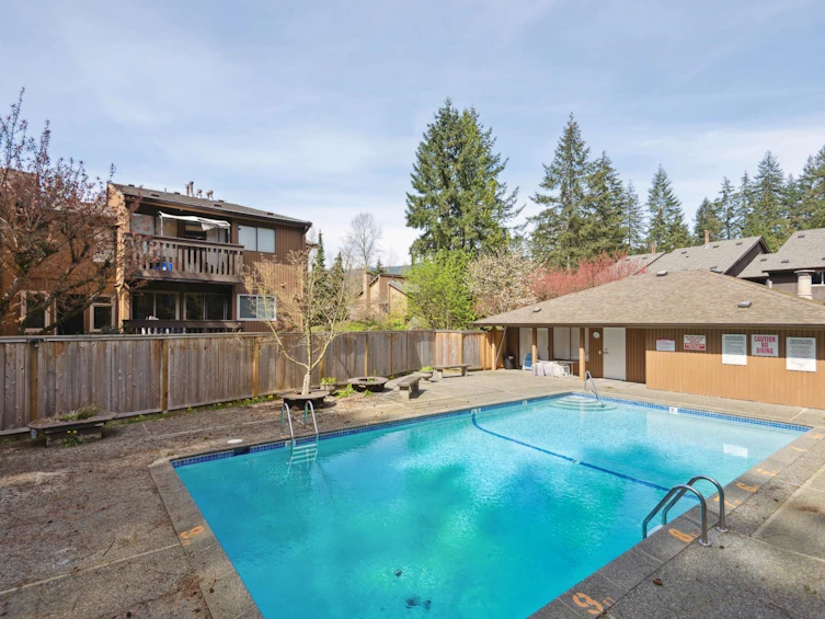 2030 Purcell Way, North Vancouver, BC, V7J 3K3 - 30