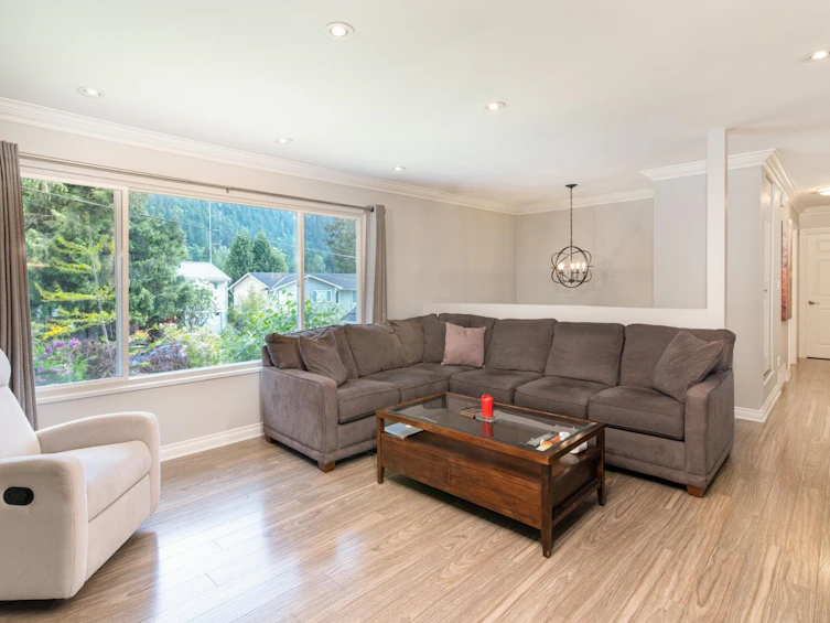 38305 Fir Street, Squamish, BC, V8B 0W9 - 7