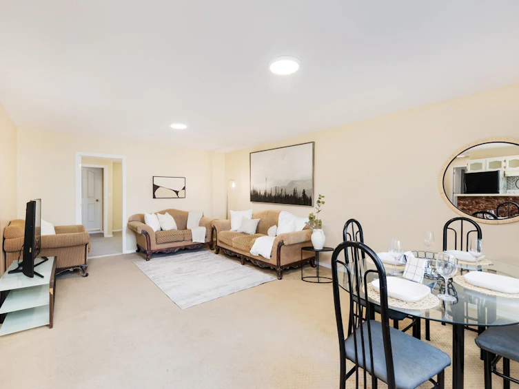 1431 Pinetree Way, Coquitlam, BC, V3E 2T6 - 33