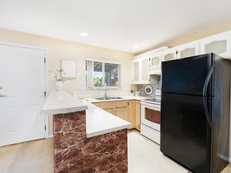 1431 Pinetree Way, Coquitlam, BC, V3E 2T6 - 31